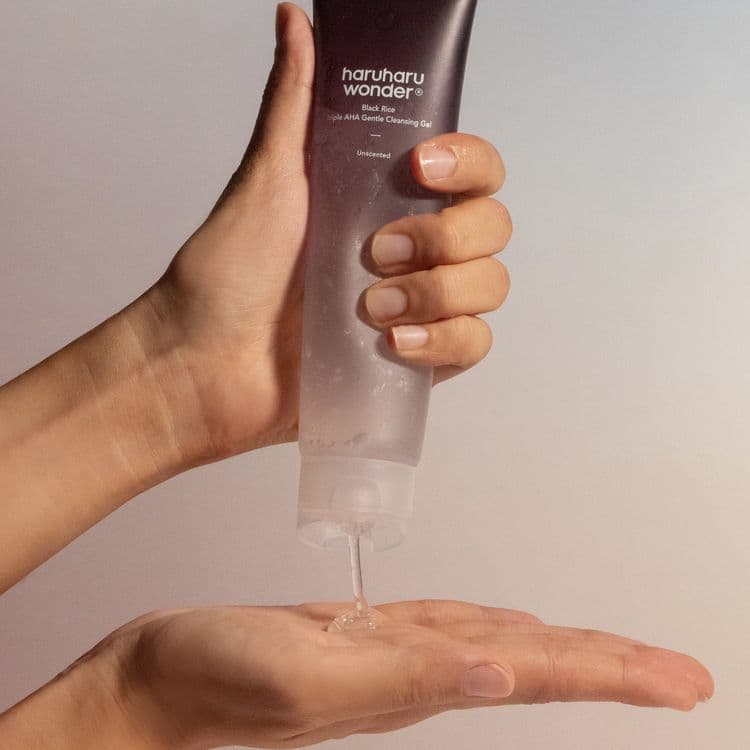 Hw Black Rice Triple Aha Gentle Cleansing Gel 100ml
