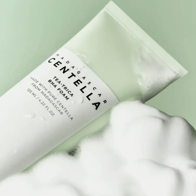 Skin1004 Madagascar Centella Tea-trica Bha Foam 125ml