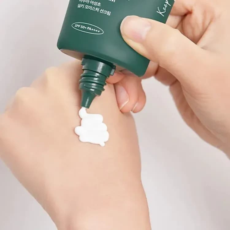 Anua Hearthleaf Silky Moisture Sunscreen SPF 50+ 50ml