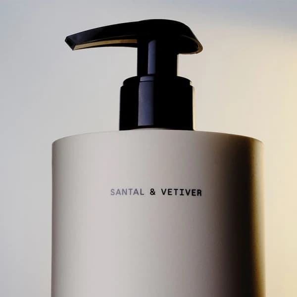 Salt & Stone Body Lotion 450ml (santal & Vetiver)