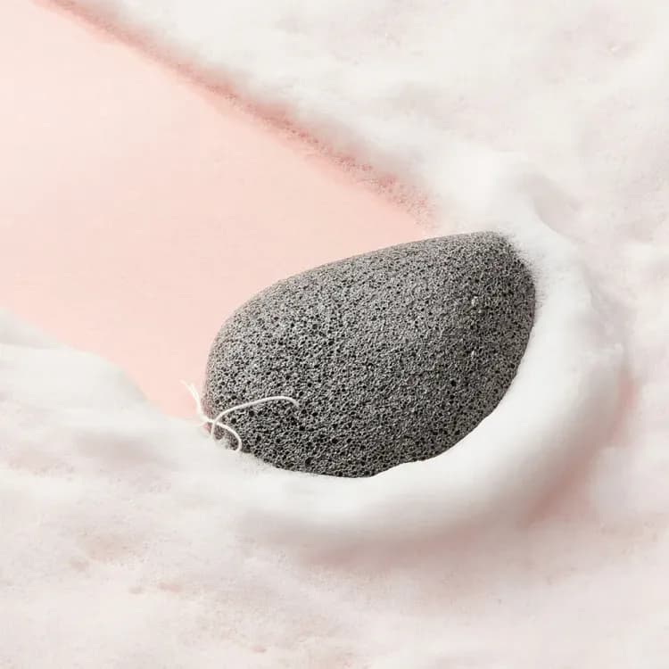 Purito Seoul Bamboo Charcoal Konjac Sponge