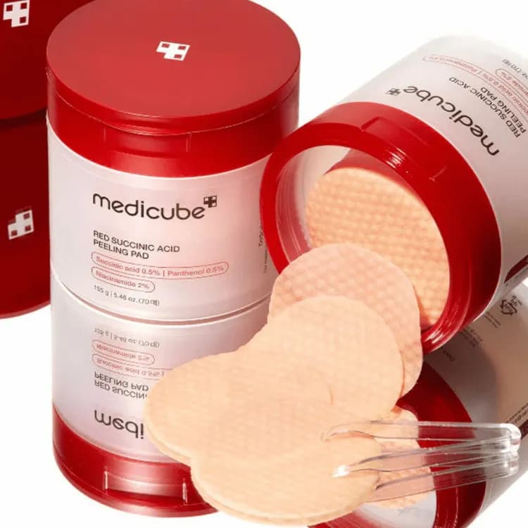 Medicube Red Acid Peeling Pad 70pcs
