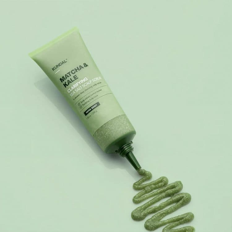 Kundal Matcha & Kale Clarifying Sea Salt Scalp Scrub Herb Mint 200g